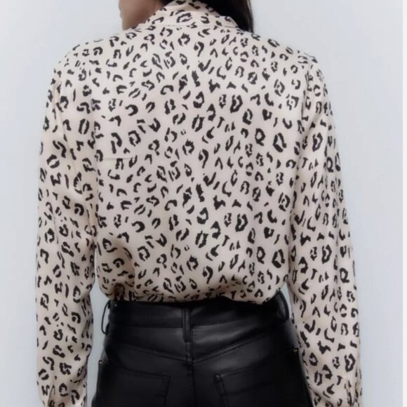 ZARA Oversized Leopard Animal Print Satin Tie Neck Blouse Top Shirt Sz M - Picture 9 of 10